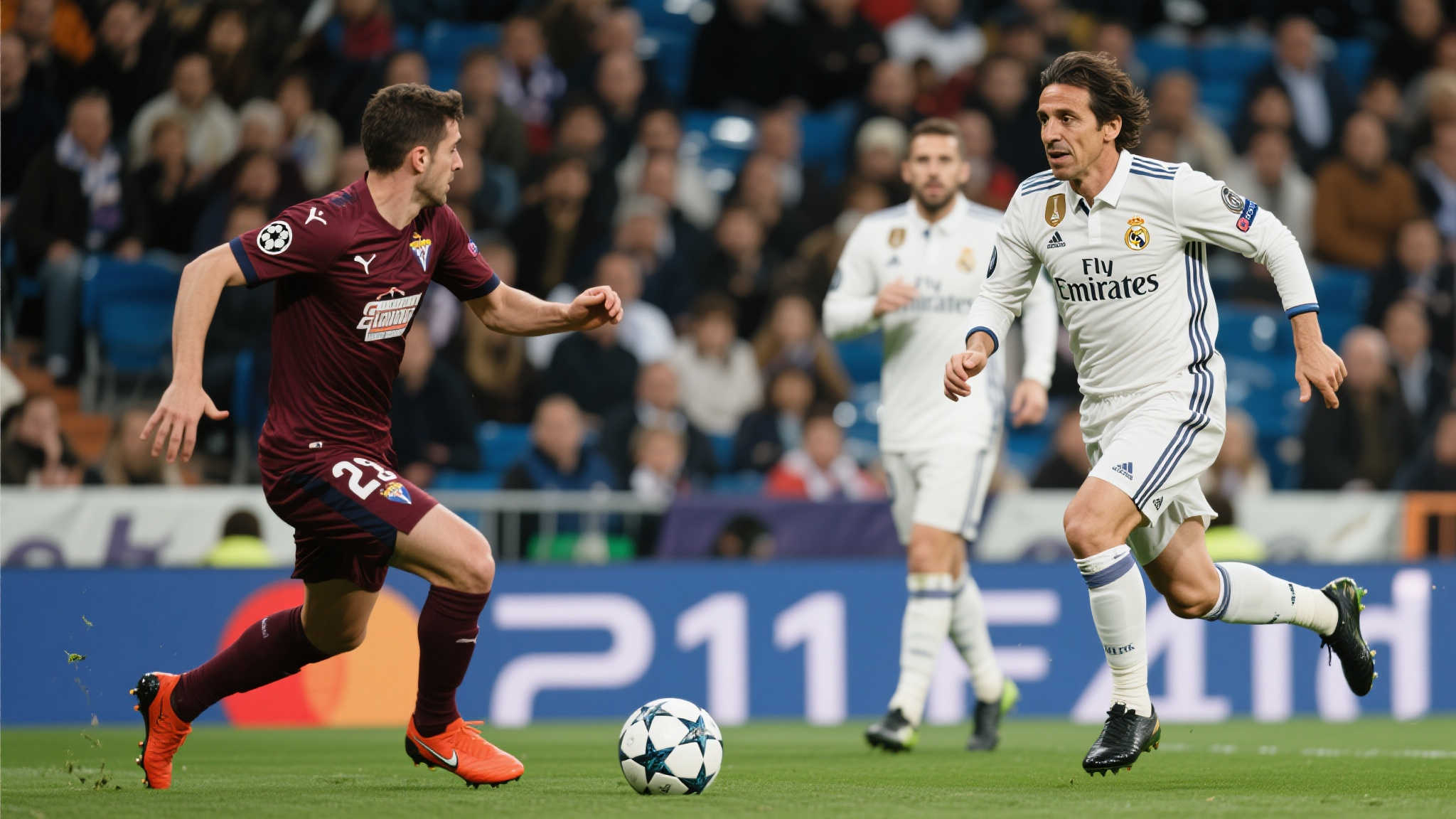 世俱杯激战:利雅得新月逼平皇马,小因扎吉首秀展锋芒 本次比赛堪称是一场奇幻般的较量,双方以1:1打成平