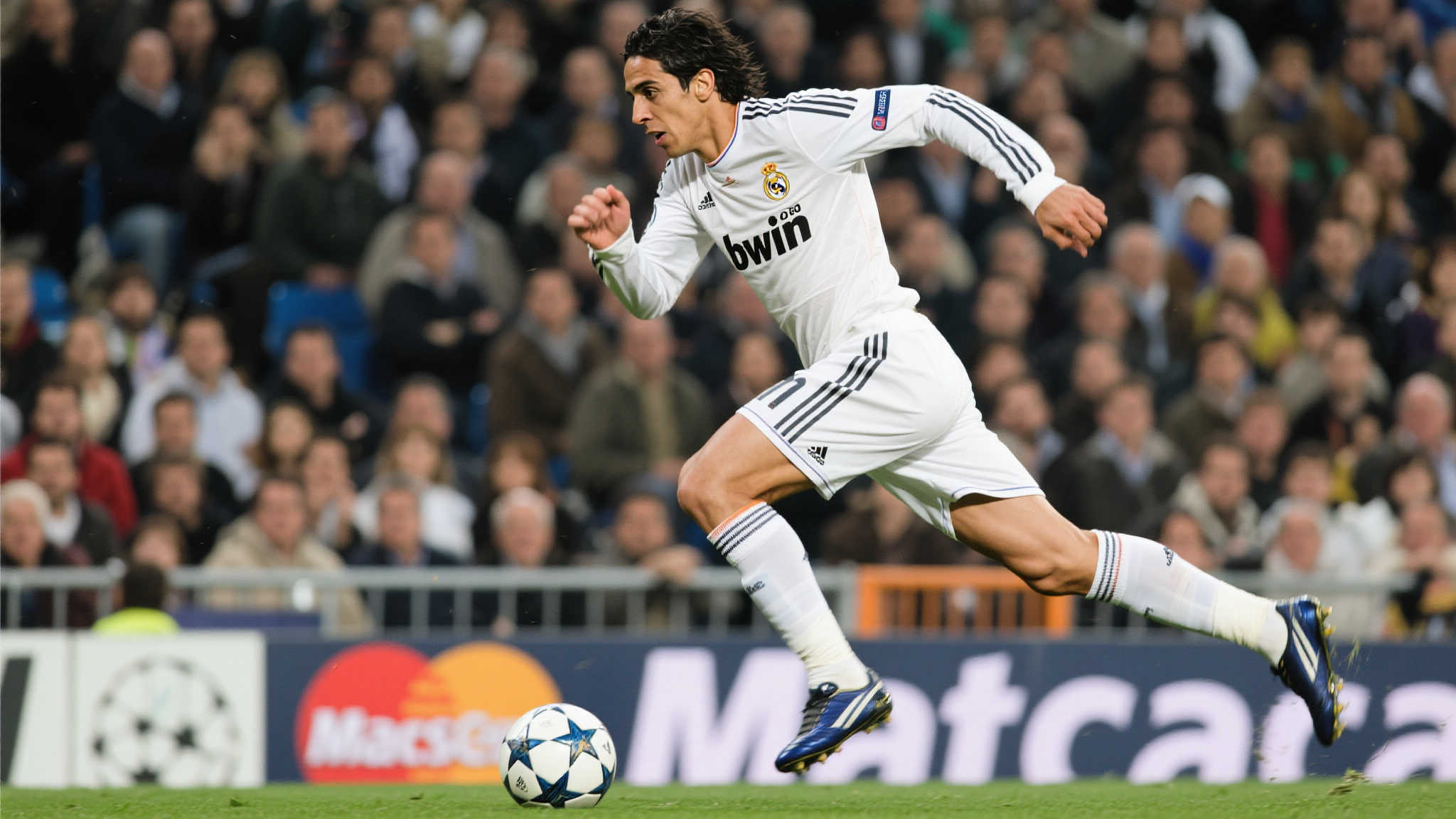 全盛时期的卡卡有多令人惊叹 在当今追求快速、高效打法潮流中,少有人能够像巅峰期